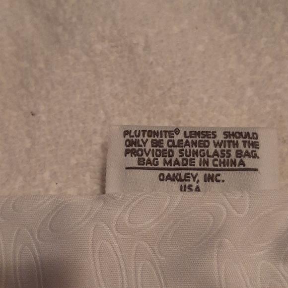 OAKLEY sunglasses - Picture 9 of 11